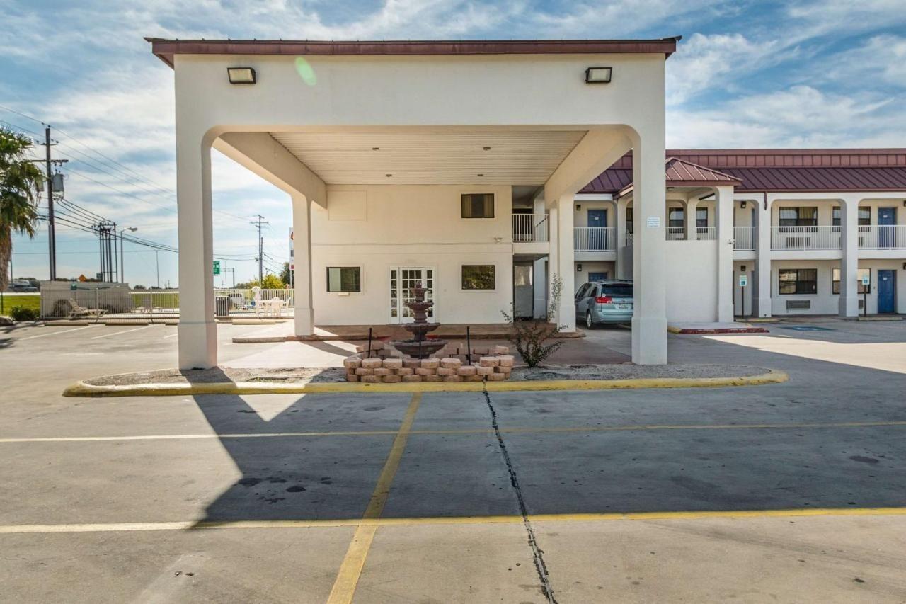 Motel 6-San Marcos, Tx - North Dış mekan fotoğraf