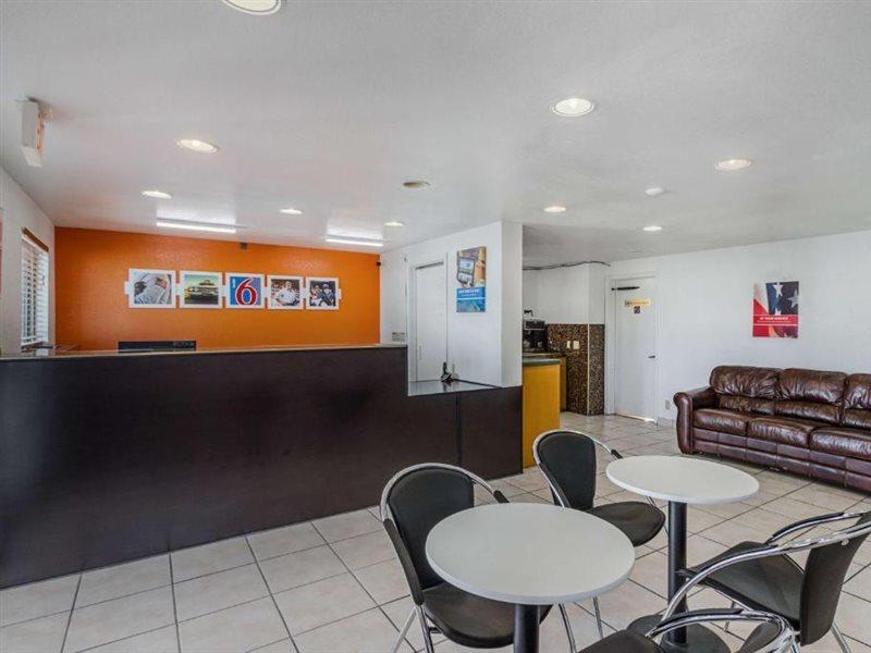 Motel 6-San Marcos, Tx - North Dış mekan fotoğraf