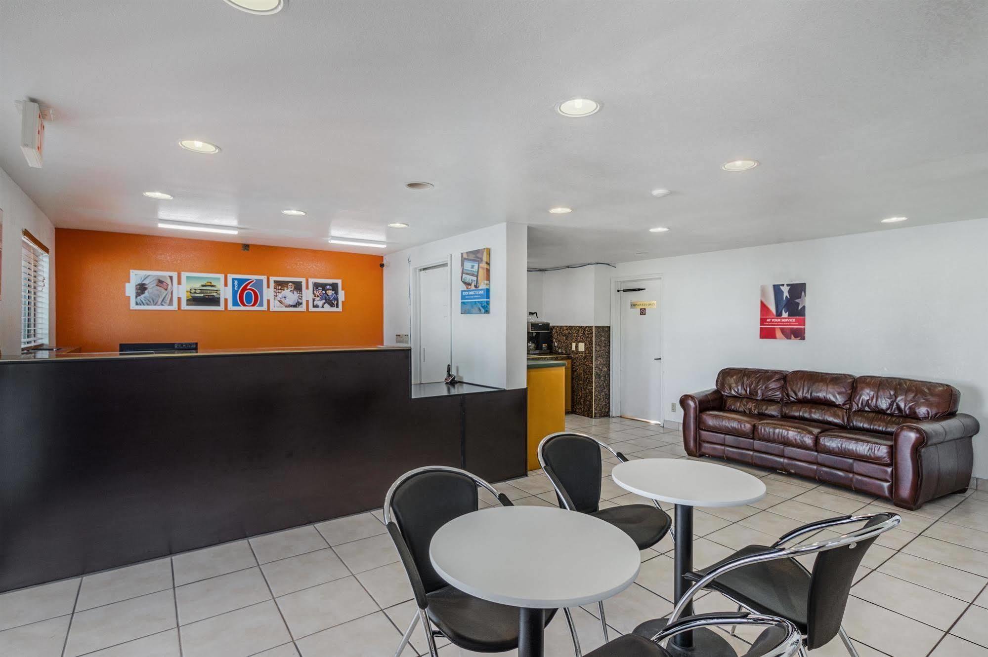 Motel 6-San Marcos, Tx - North Dış mekan fotoğraf