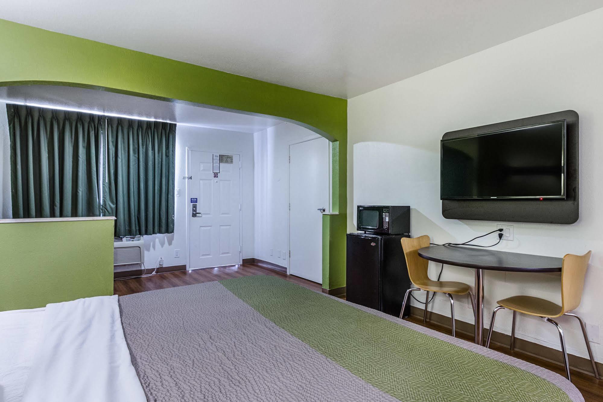 Motel 6-San Marcos, Tx - North Dış mekan fotoğraf