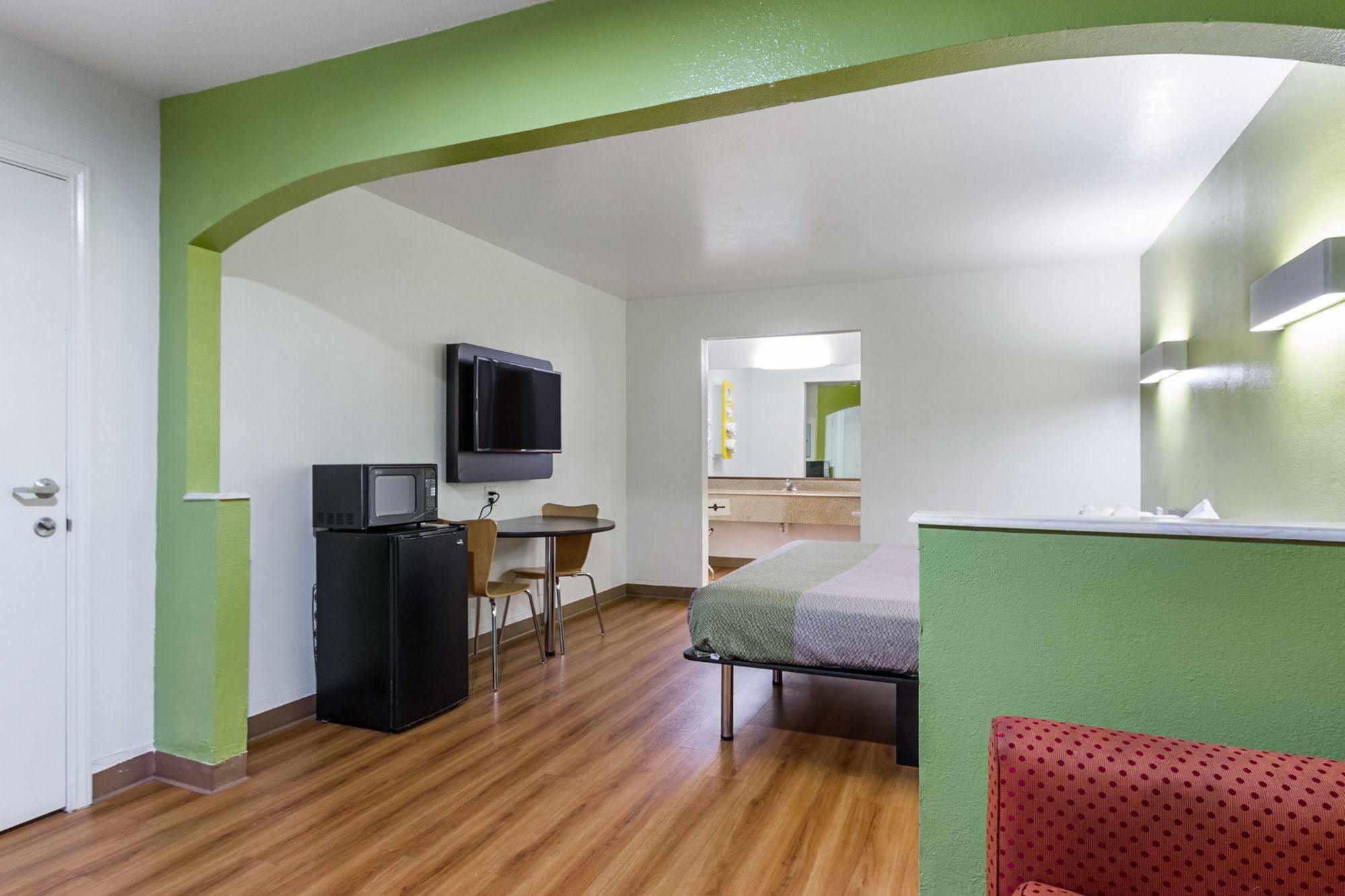 Motel 6-San Marcos, Tx - North Dış mekan fotoğraf