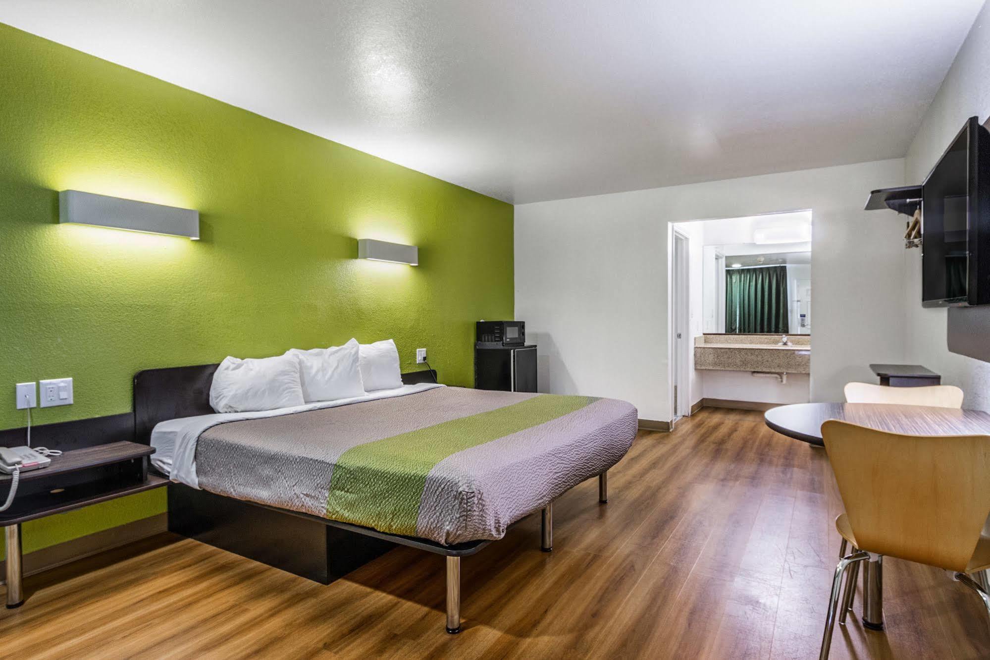 Motel 6-San Marcos, Tx - North Dış mekan fotoğraf